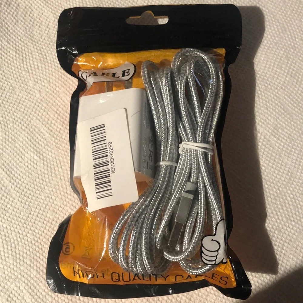 Iphone cables(2-cables/1-charger)